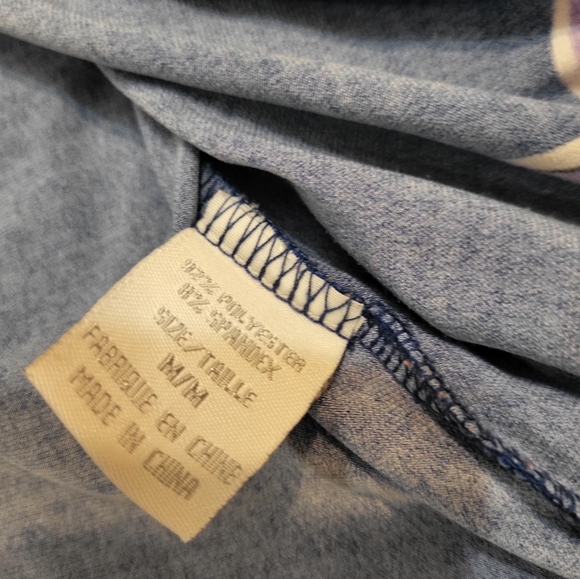 Size Medium Clothing Lot - Picture 16 of 16